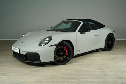 Porsche 911 Carrera GTS Cabriolet