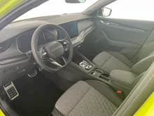 Škoda Octavia Combi 4x4 Sportline TSI DSG in Mamba-Grün