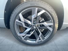 Škoda Karoq 4x4 Sportline TDI DSG in Smokey Diamond-Silber Metallic