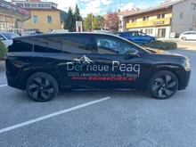 Škoda Peaq Sportline 90x in Black-Magic Perleffekt