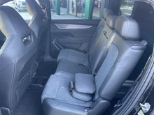 Škoda Peaq Sportline 90x in Black-Magic Perleffekt