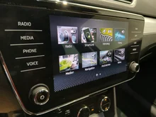 Škoda Superb Combi Ambition TDI DSG in Graphit-Grau Metallic