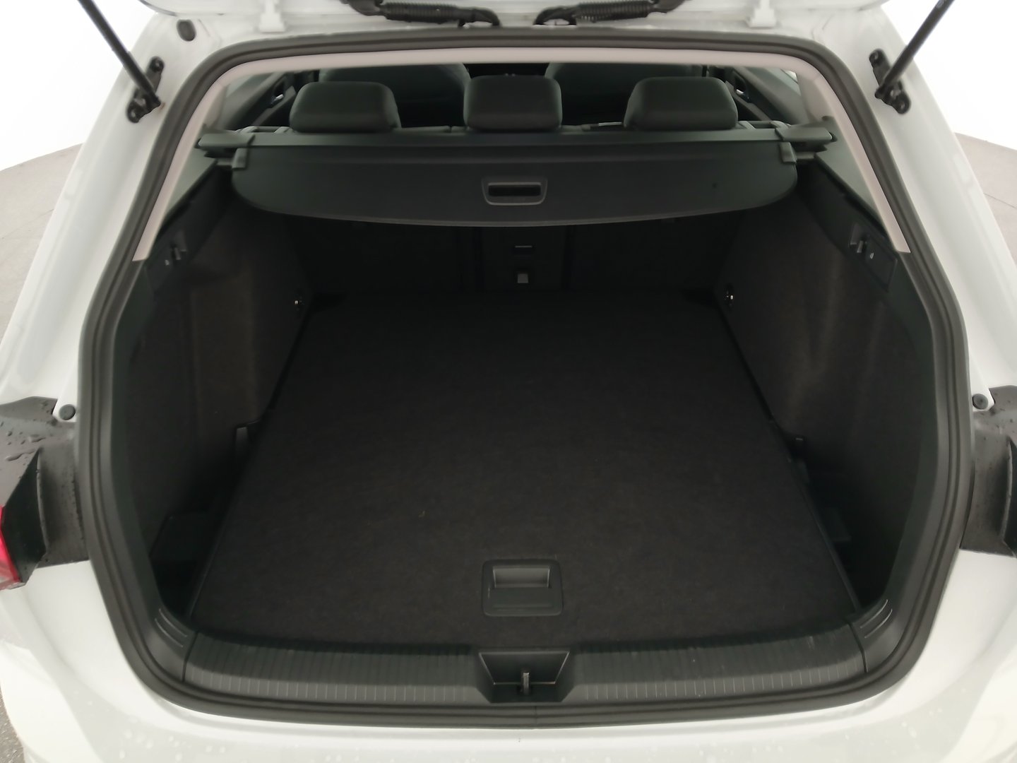 VW Golf Variant Life TSI | Bild 26 von 28