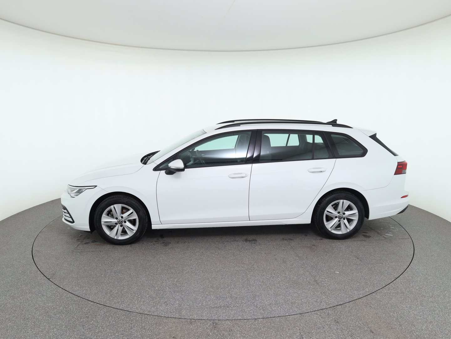 VW Golf Variant Life TSI | Bild 8 von 28
