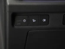 Škoda Enyaq 80x in SCHWARZ-MAGIC PERLEFFEKT