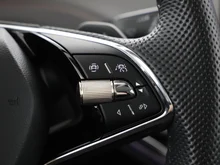 Škoda Enyaq 80x in SCHWARZ-MAGIC PERLEFFEKT