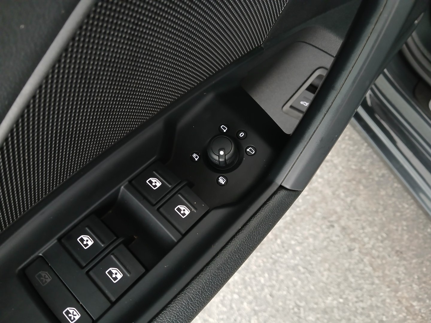 Audi A3 Sportback 35 TFSI advanced ext. | Bild 11 von 30