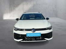 VW Golf Variant Sport mHeV DSG in Oryxweiß Perlmutteffekt