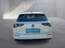 VW Golf Variant Sport mHeV DSG in Oryxweiß Perlmutteffekt
