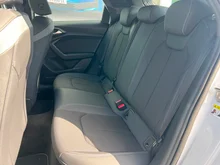 Audi A1 Sportback 25 TFSI intense in Gletscherweiss Metallic