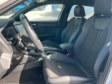 Audi A1 Sportback 25 TFSI intense in Gletscherweiss Metallic