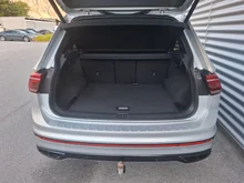 VW Tiguan R-Line TDI SCR 4MOTION DSG in Reflexsilber Met.