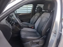VW Tiguan R-Line TDI SCR 4MOTION DSG in Reflexsilber Met.