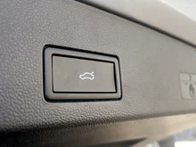 VW Golf Variant Business mHeV DSG in Oyster Silver Metallic