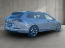 VW Golf Variant Business mHeV DSG in Oyster Silver Metallic