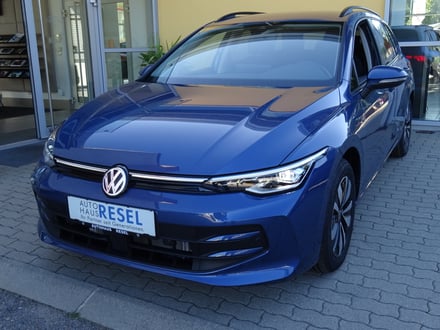 VW Golf Variant Business mHeV DSG