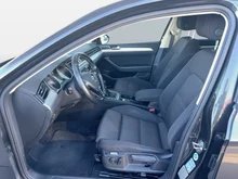 VW Passat Variant Comfortline TDI SCR in MANGANGRAU METALLIC