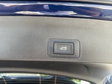 CUPRA Terramar VZ e-HYBRID 272 PS DSG in Cosmos-Blau Metallic