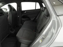 VW ID.4 GTX 4MOTION 250 kW Business -77 kWh in Mondsteingrau Dach schwarz