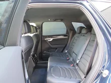 VW Touareg TDI 4MOTION in Meloe Blau Crystal Effekt