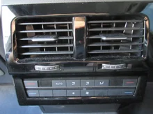 VW Touareg TDI 4MOTION in Meloe Blau Crystal Effekt