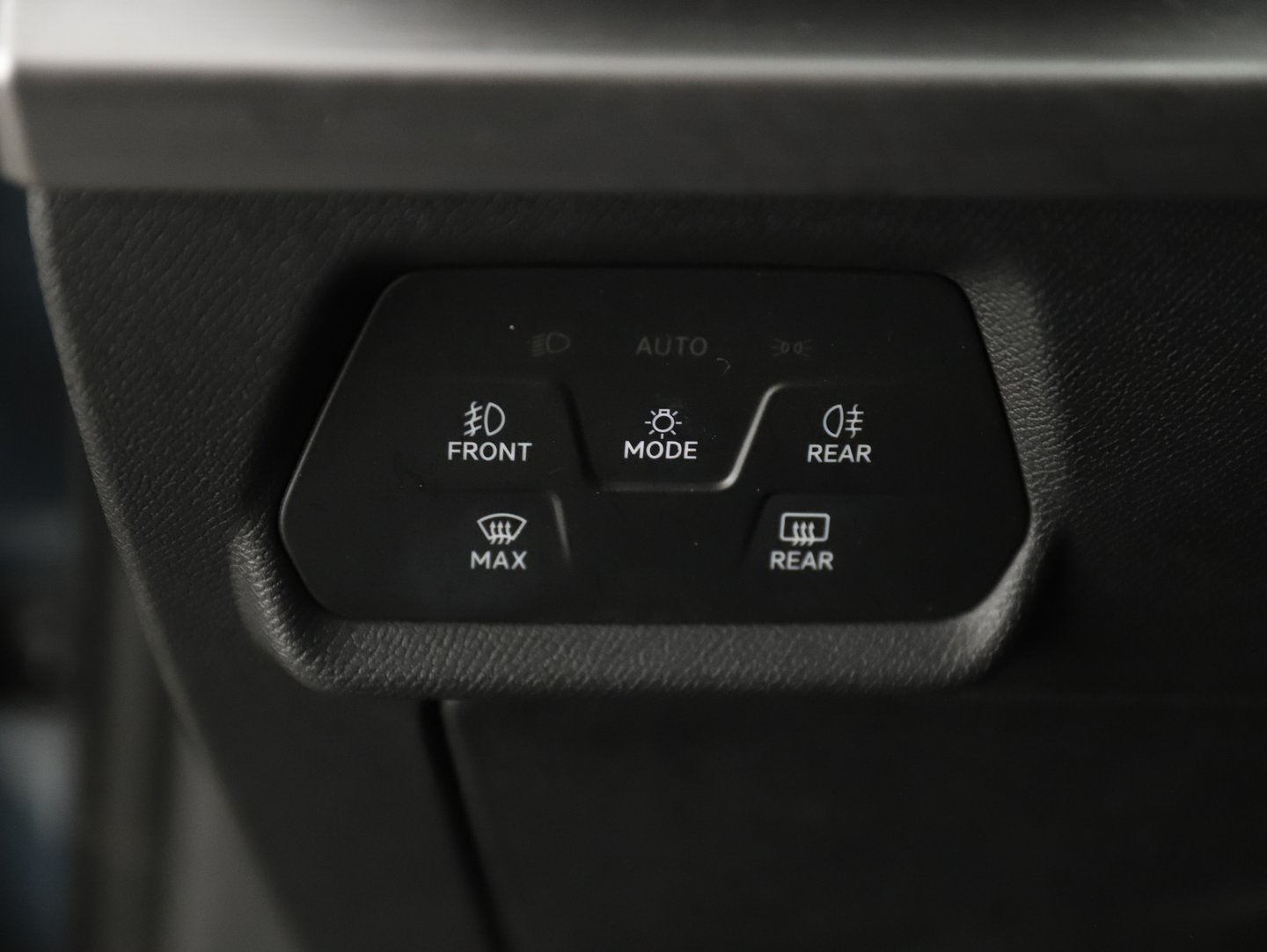 SEAT Leon FR 2.0 TDI | Bild 7 von 21