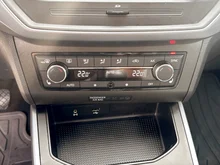 SEAT Arona Style EcoTSI in Magnet-Grau Metallic