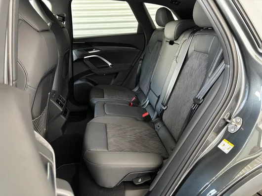 Bild eines Audi Q5 SUV TDI quattro 150 kW