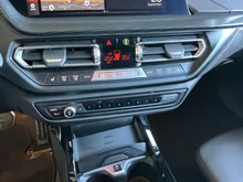 BMW 1xx 1 Lim. 118 i Luxury Line in schwarz Metallic