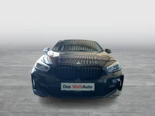 BMW 1xx 1 Lim. 118 i Luxury Line in schwarz Metallic