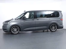 VW Multivan Style ÜH eHybrid in Indiumgrau Metallic