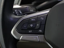 VW Multivan Style ÜH eHybrid in Indiumgrau Metallic