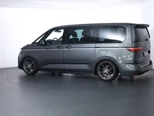 VW Multivan Style ÜH eHybrid in Indiumgrau Metallic