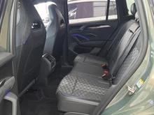 VW Tiguan Sport eTSI DSG in Cipressino-Grün Metallic