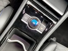 VW Tiguan R-Line TDI DSG in URANOGRAU