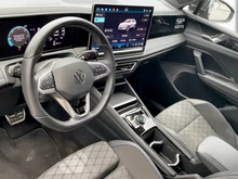 VW Tiguan R-Line TDI DSG in URANOGRAU