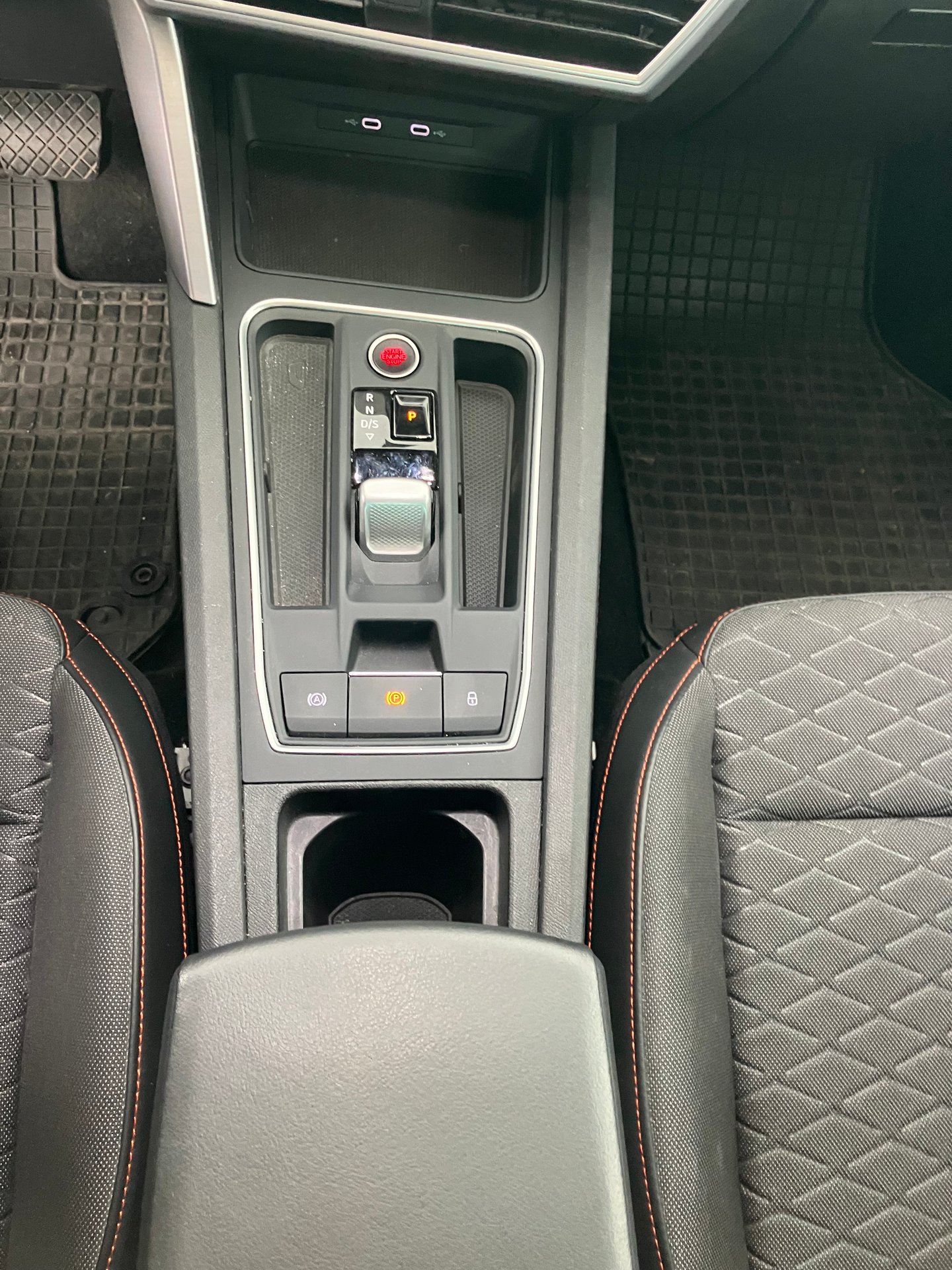 SEAT Leon FR 2.0 TDI DSG | Bild 10 von 20