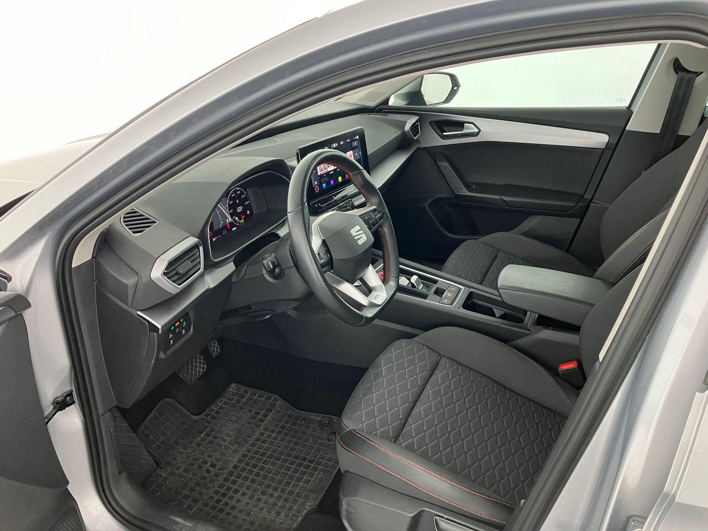 SEAT Leon FR 2.0 TDI DSG | Bild 4 von 20