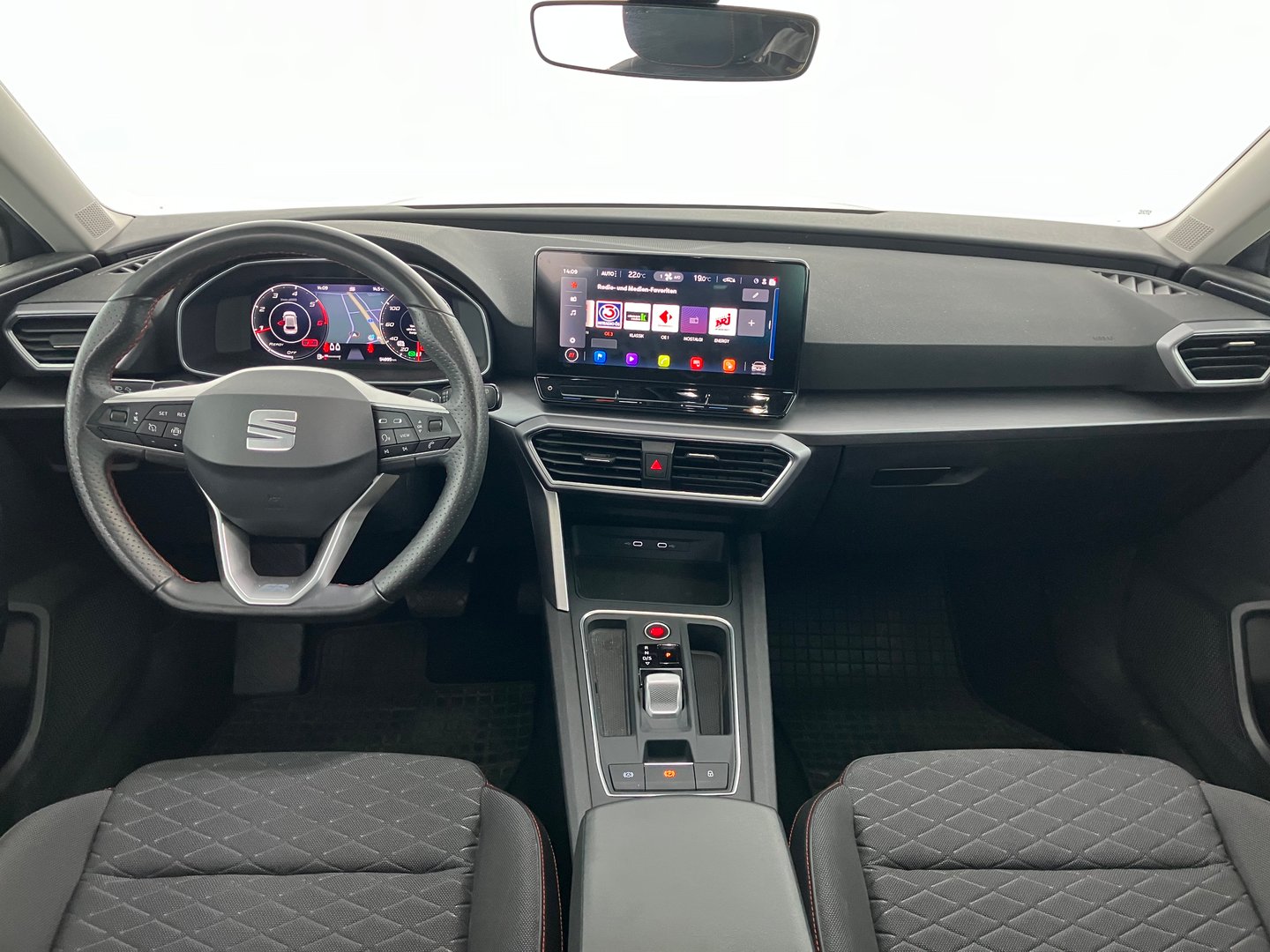 SEAT Leon FR 2.0 TDI DSG | Bild 9 von 20