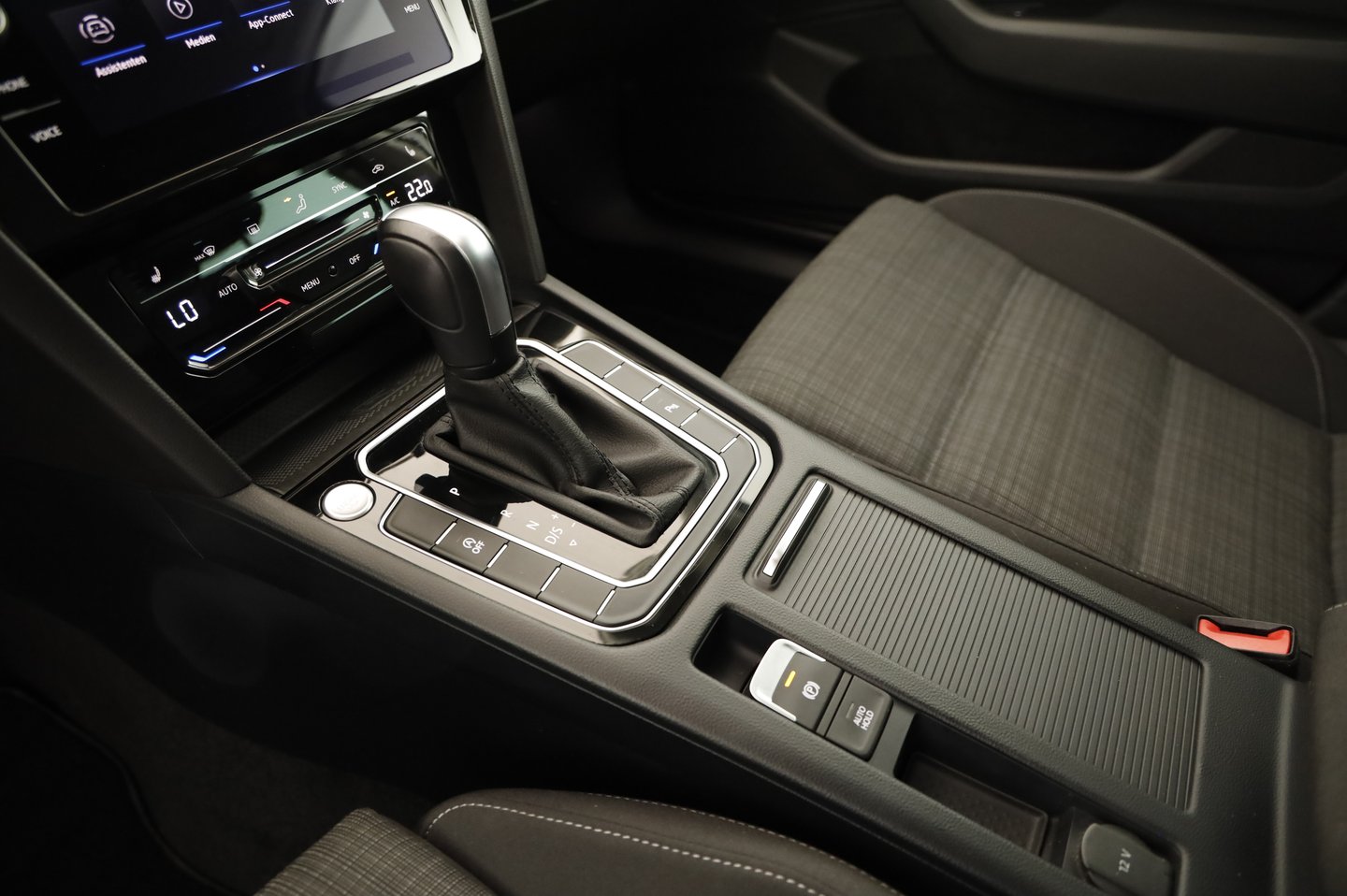 VW Passat Variant Business TDI SCR DSG | Bild 9 von 19