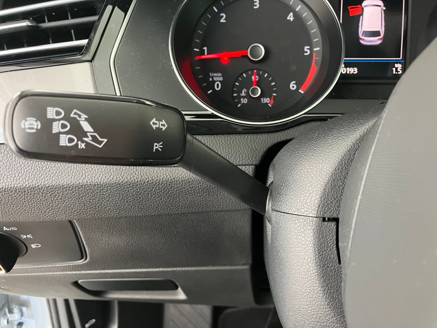 VW Passat Variant Business TDI SCR DSG | Bild 7 von 19