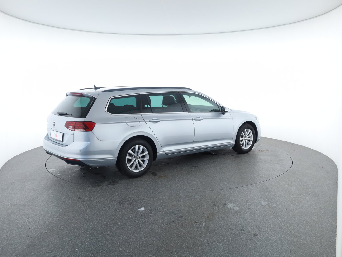 VW Passat Variant Business TDI SCR DSG | Bild 2 von 19