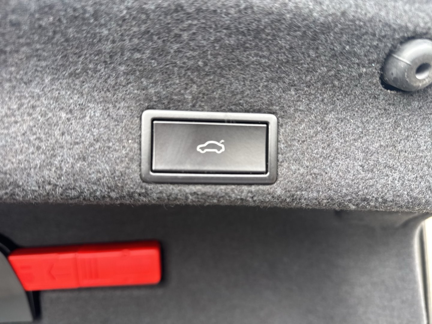 VW Passat Elegance TDI DSG | Bild 21 von 23