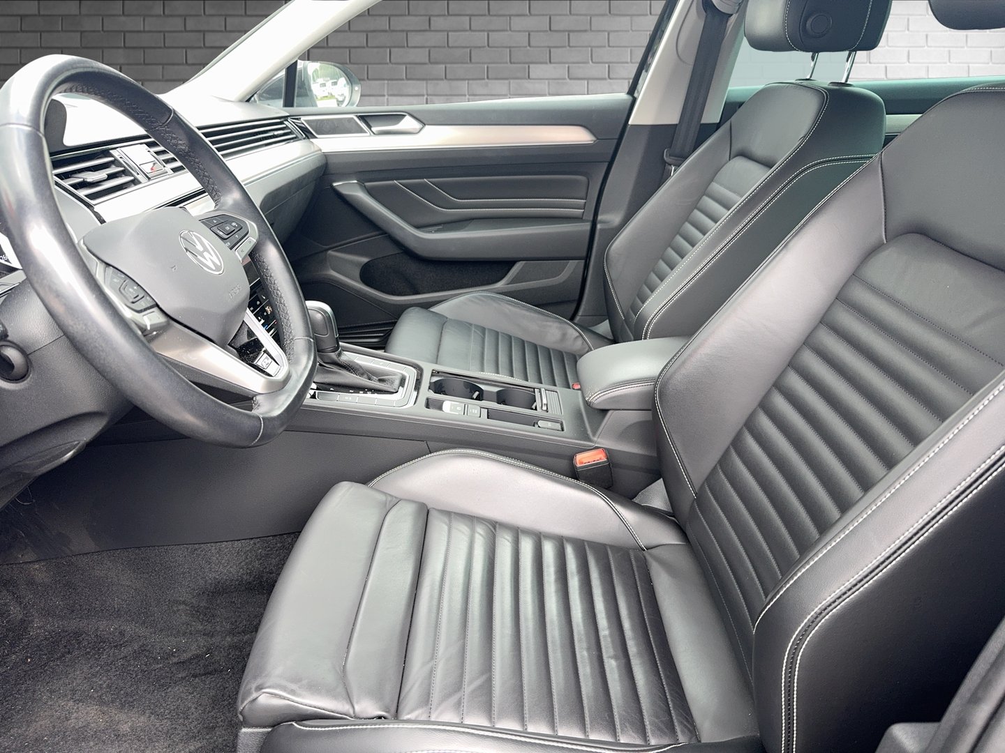 VW Passat Elegance TDI DSG | Bild 9 von 23