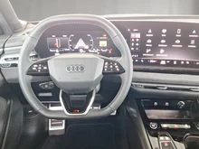 Audi A5 Avant TDI quattro in Mythosschwarz Metallic