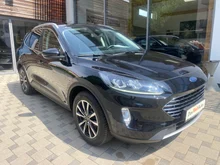 Ford Kuga 2,0 EcoBlue Hybrid Titanium in schwarz