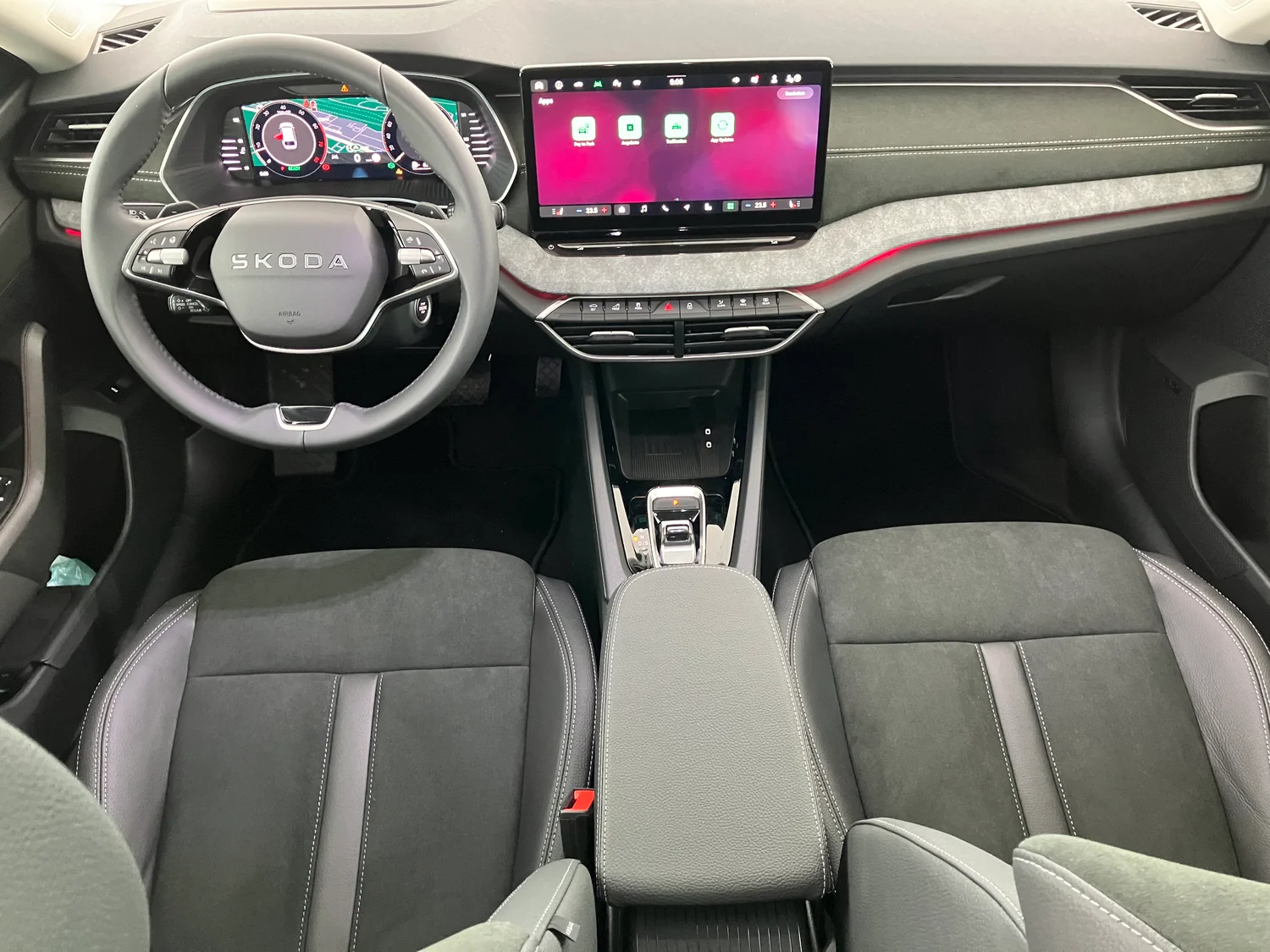 Bild eines Škoda Octavia Combi Selection TSI mHEV DSG