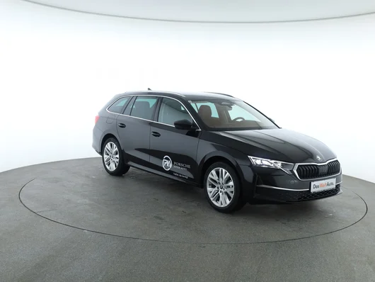 Bild eines Škoda Octavia Combi Selection TSI mHEV DSG