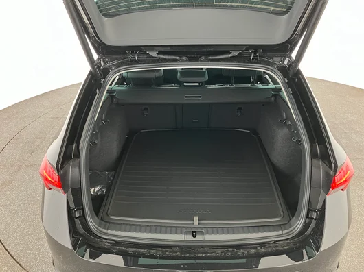 Bild eines Škoda Octavia Combi Selection TSI mHEV DSG