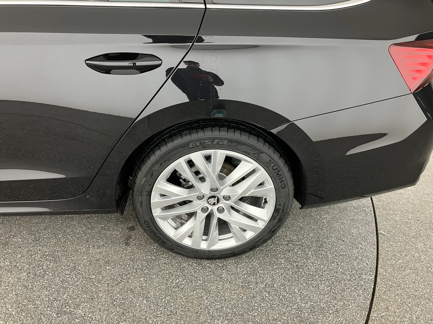 Bild eines Škoda Octavia Combi Selection TSI mHEV DSG